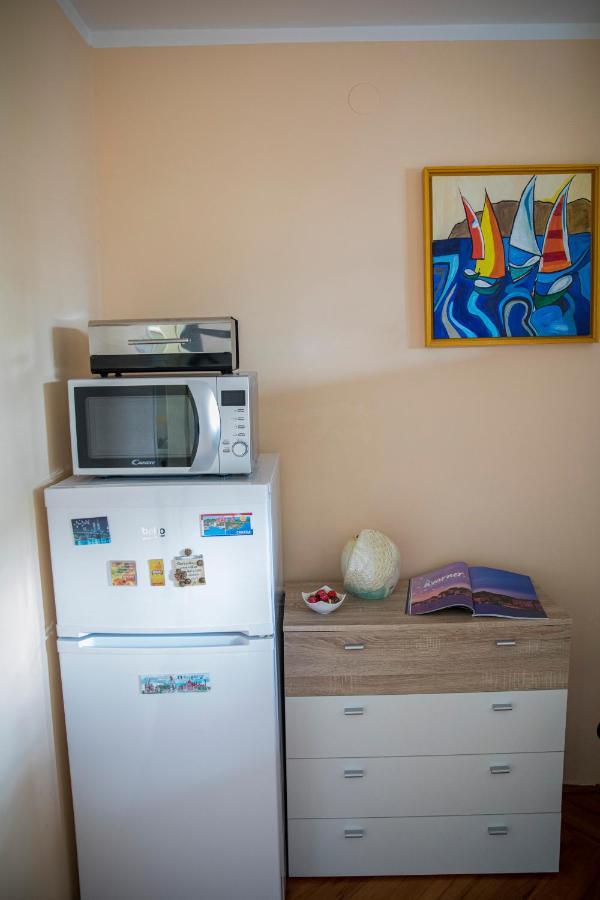 Studio Apartman Meli Риека Экстерьер фото
