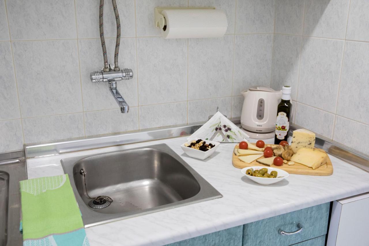Studio Apartman Meli Риека Экстерьер фото
